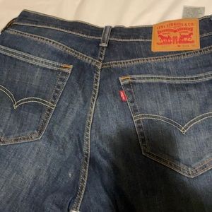 Levi’s 527